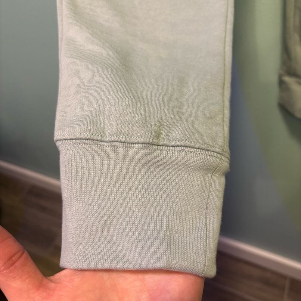 Under Armour Girls XL Mint Jogger Sweatpants with Pockets and Drawstring | NWT - Picture 2 of 12